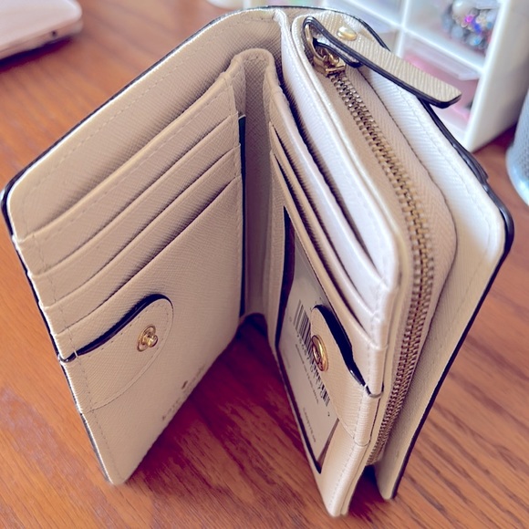 Kate spade wallet - Picture 3 of 6